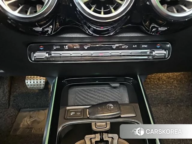 Mercedes-Benz GLB-Class X247 2021 Белый из Кореи, фото 3