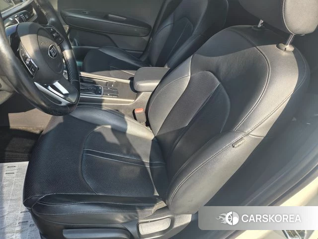 Kia The New K5 2nd generation 2019 Белый из Кореи, фото 3