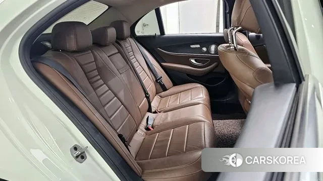 Mercedes-Benz E-Class W213 2020 Белый из Кореи, фото 3