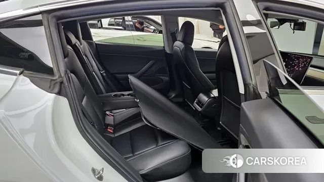 Tesla Model 3 2019 Белый из Кореи, фото 3