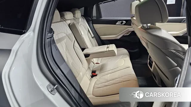 BMW X6 (G06) 2024 Белый из Кореи, фото 3