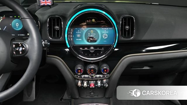 Mini Cooper Countryman 2023 Серебристо-серый из Кореи, фото 3