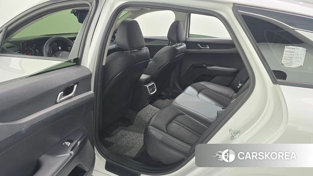 Kia K5 3rd generation 2023 Белый из Кореи, фото 3