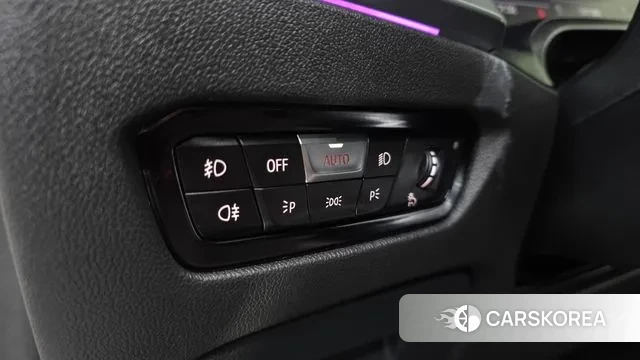 BMW 4 Series (G22) 2021 Белый из Кореи, фото 3