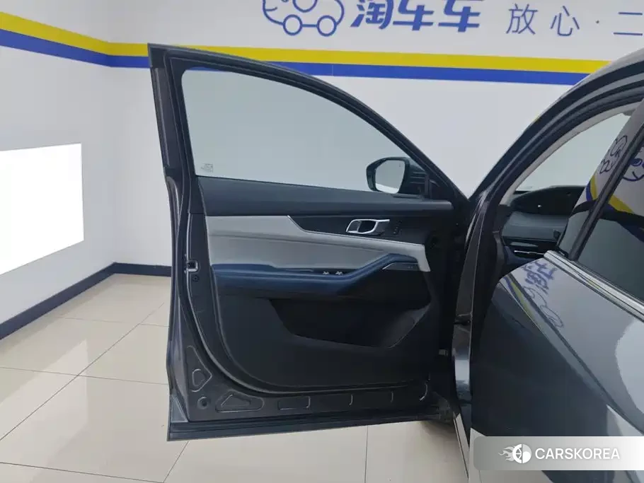 Chang'an UNI-K Smart iDD 2022 Silver/gray из Китая, фото 3