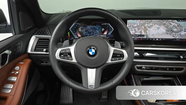 BMW X7 (G07) 2024 Черный из Кореи, фото 3