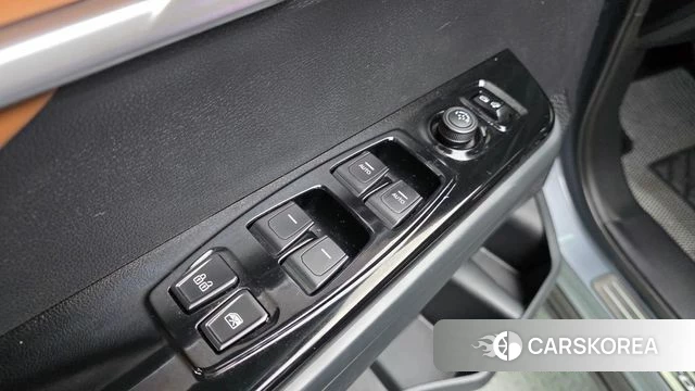 Ssangyong Torres 2023 Серый из Кореи, фото 3