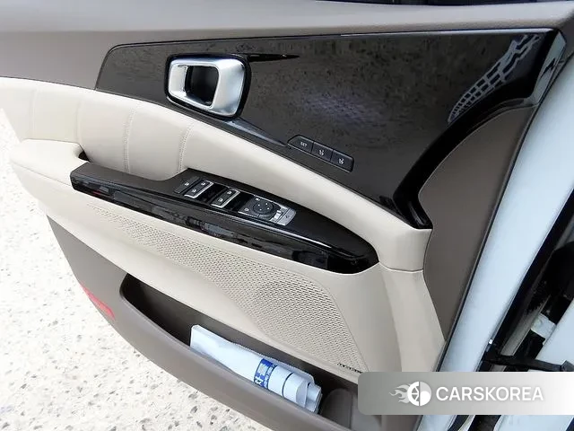 Kia Carnival 4th generation 2022 Белый из Кореи, фото 3