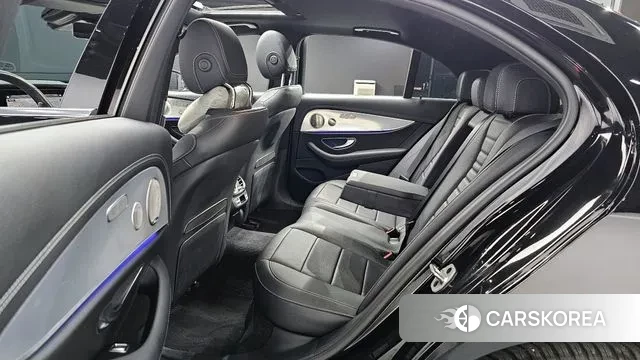 Mercedes-Benz E-Class W213 2021 Черный из Кореи, фото 3