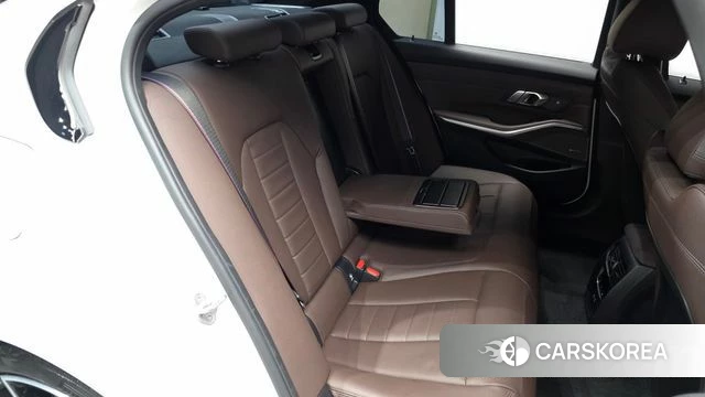 BMW 3 Series (G20) 2025 Белый из Кореи, фото 3