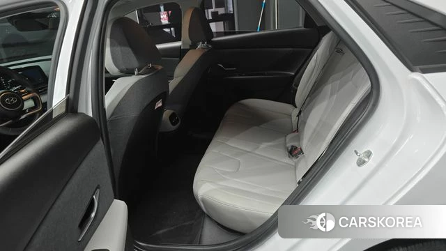 Hyundai Avante (CN7) 2022 Белый из Кореи, фото 3