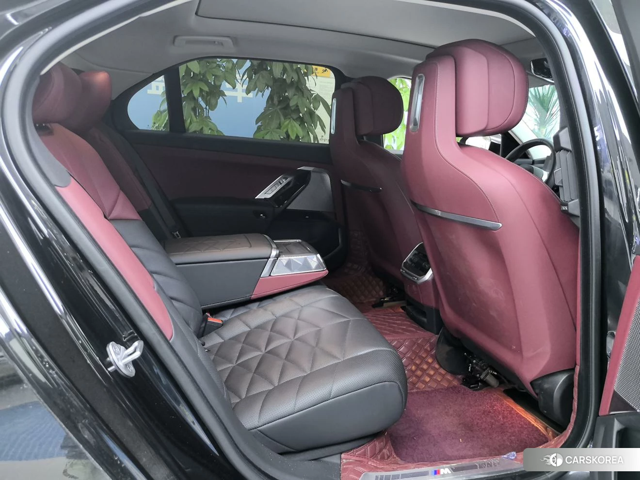 BMW 7 series 2022 Черный из Китая, фото 3