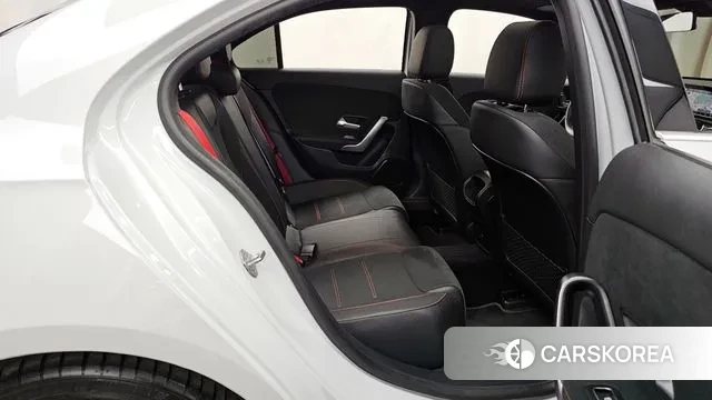 Mercedes-Benz A-Class W177 2021 Белый из Кореи, фото 3