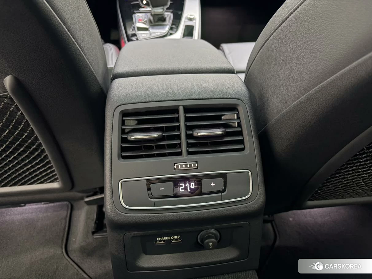 Audi A5 2023 Белый из Китая, фото 3