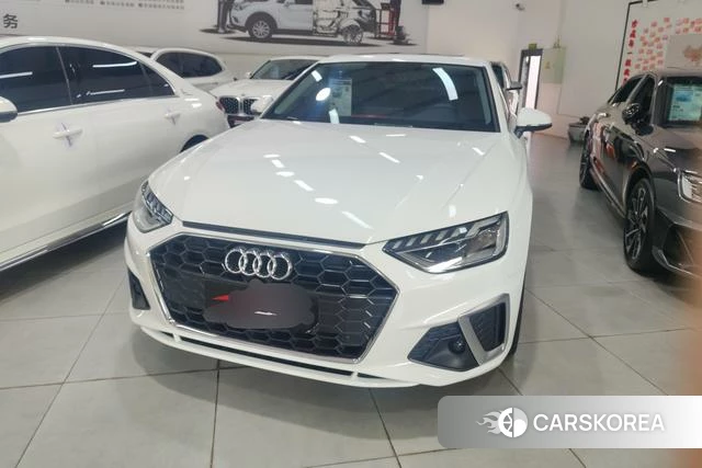 Audi A4L 2022 Белый из Китая, фото 3