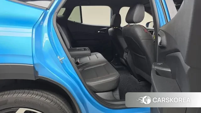 Chevrolet (GM Daewoo) Trax Crossover 2025 Небесно-голубой из Кореи, фото 3