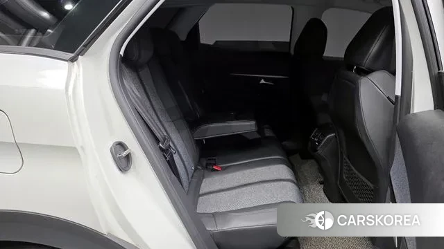 Peugeot 3008 second generation 2020 Белый из Кореи, фото 3