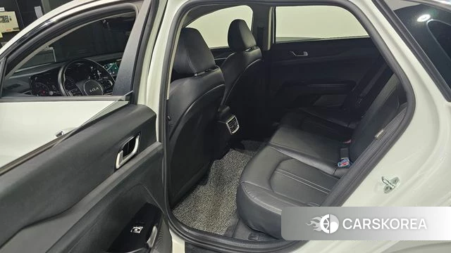 Kia K5 3rd generation 2022 Белый из Кореи, фото 3