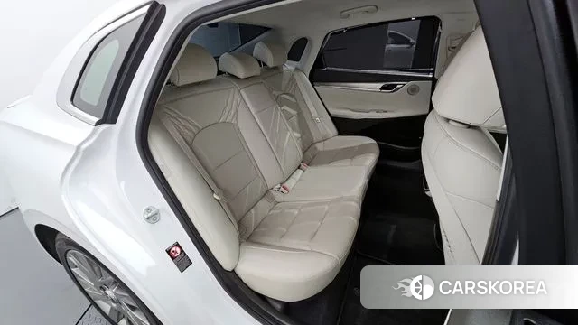 Hyundai The New Grandeur IG Hybrid 2021 Белый из Кореи, фото 3