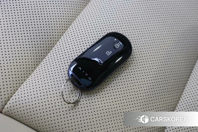 AITO Ask the world M5 2025 Фиолетовый из Китая, фото 3