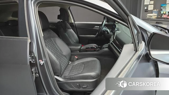 Kia Sportage 5th Generation Hybrid 2021 Серый из Кореи, фото 3