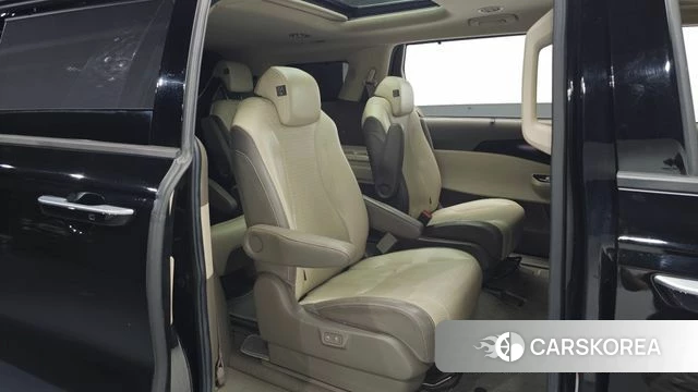 Kia Carnival 4th generation 2021 Черный из Кореи, фото 3