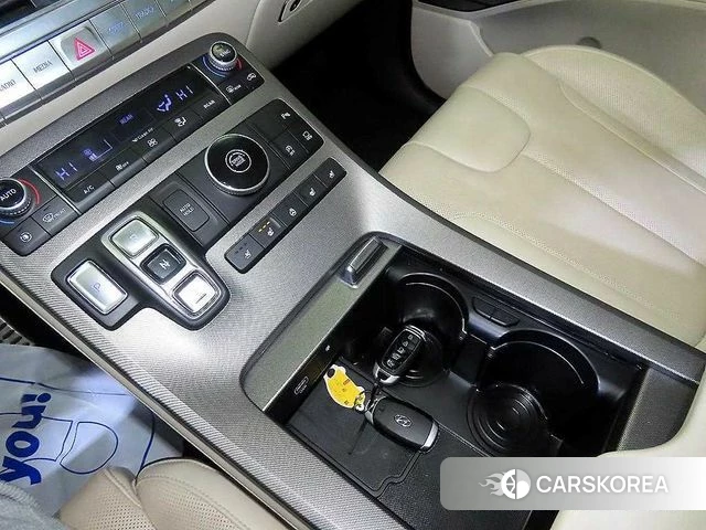 Hyundai Palisade 2022 Белый из Кореи, фото 3