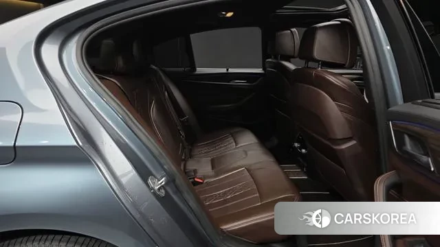 BMW 5 Series (G30) 2018 Серый из Кореи, фото 3