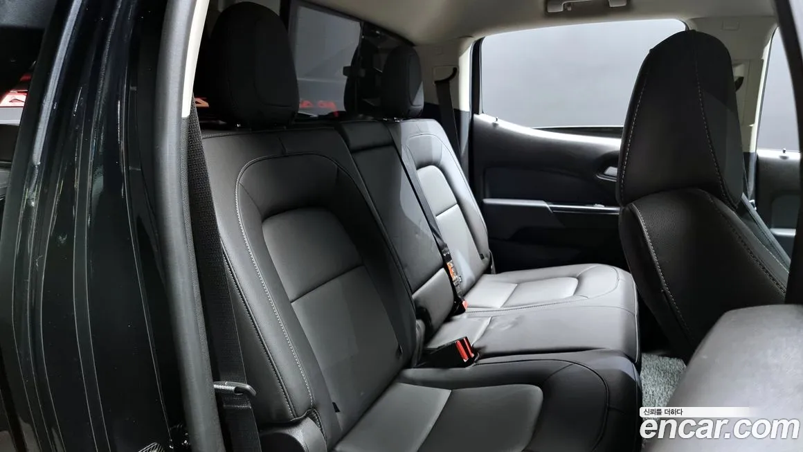 Chevrolet (GM Daewoo) Real New Colorado 2020 Черный из Кореи, фото 3