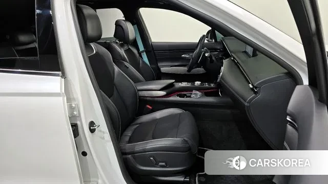 Genesis GV70 2021 Белый из Кореи, фото 3