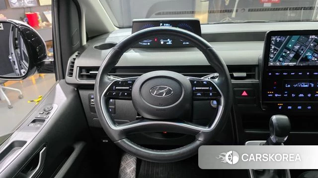 Hyundai Staria 2022 Серебряный из Кореи, фото 3