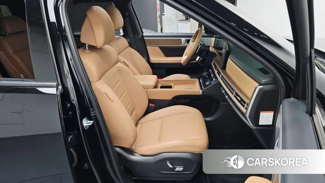 Hyundai Santa Fe (MX5) 2024 Черный из Кореи, фото 3