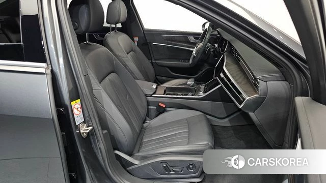 Audi A6 (C8) 2023 Серый из Кореи, фото 3