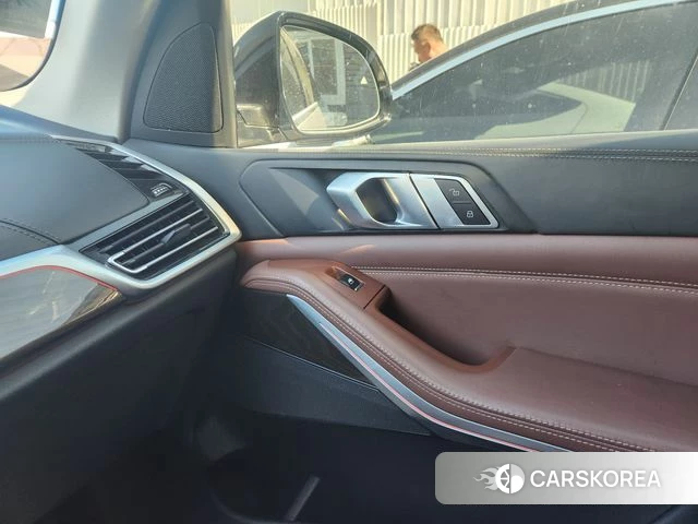 BMW X5 (G05) 2022 Белый из Кореи, фото 3