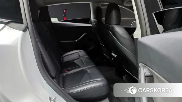 Tesla Model Y 2022 Белый из Кореи, фото 3