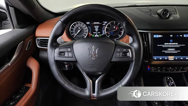 Maserati Levante 2022 Черный из Кореи, фото 3