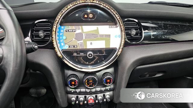 Mini Cooper Convertible 2024 Красный из Кореи, фото 3