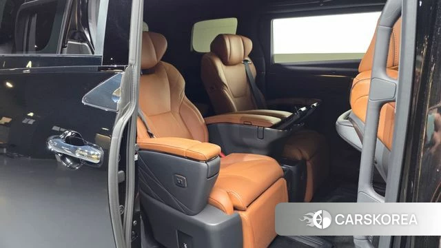 Toyota Alphard 4th Generation 2025 Черный из Кореи, фото 3