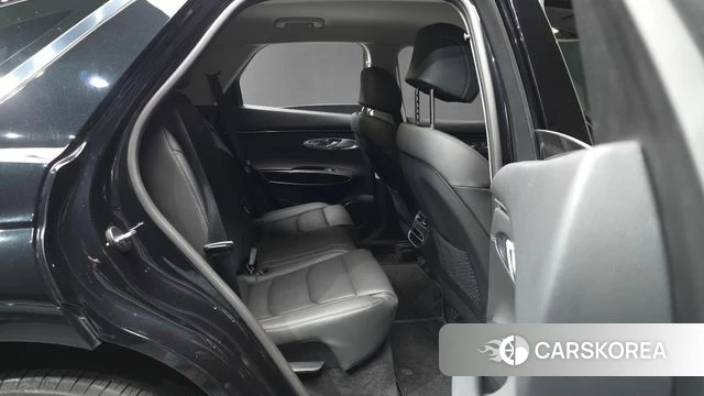 Genesis GV70 2022 Черный из Кореи, фото 3
