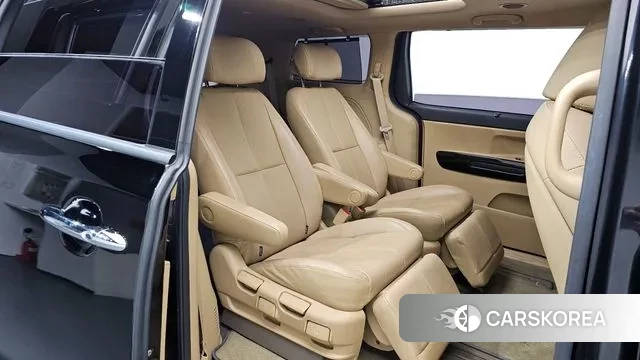 Kia The New Carnival 2018 Черный из Кореи, фото 3