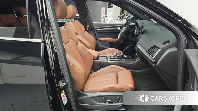 Audi Q5 (FY) 2023 Черный из Кореи, фото 3