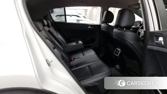 Kia Sportage 4th Generation 2018 Белый из Кореи, фото 3