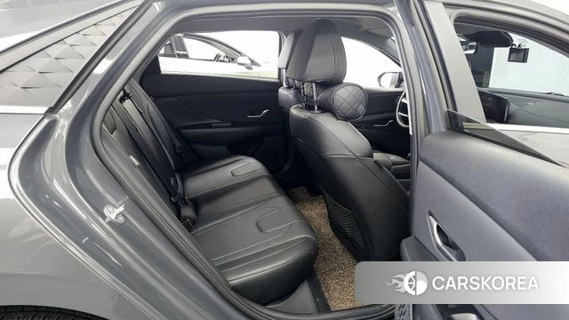 Hyundai The New Avante (CN7) 2023 Серый из Кореи, фото 3