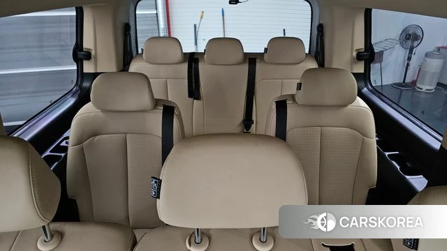 Hyundai Staria 2024 Белый из Кореи, фото 3
