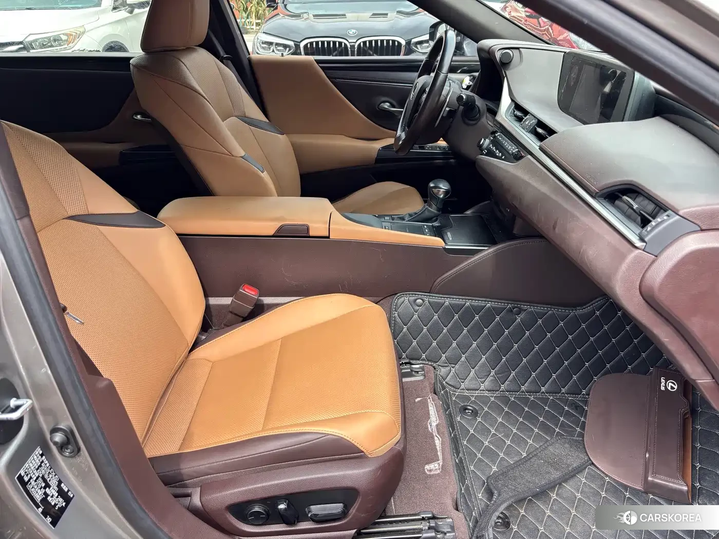 Lexus ES 2021 Champagne/brown из Китая, фото 3