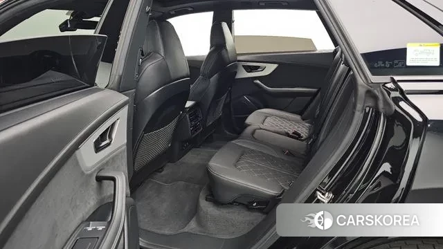 Audi Q8 (4M) 2023 Черный из Кореи, фото 3