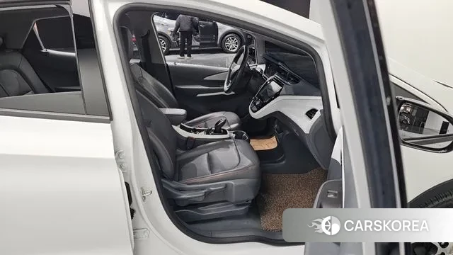 Chevrolet (GM Daewoo) Bolt EV 2019 Белый из Кореи, фото 3