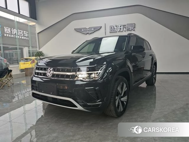 Volkswagen Tourang 2023 Черный из Китая, фото 3