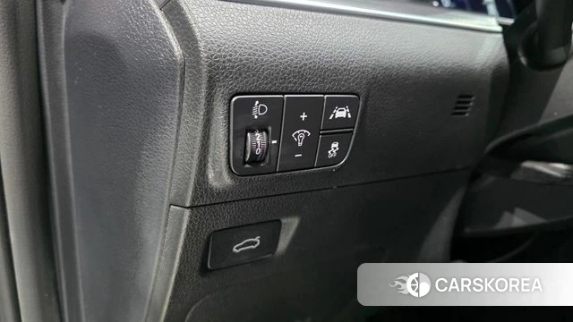 Kia K5 3rd generation 2023 Серый из Кореи, фото 3