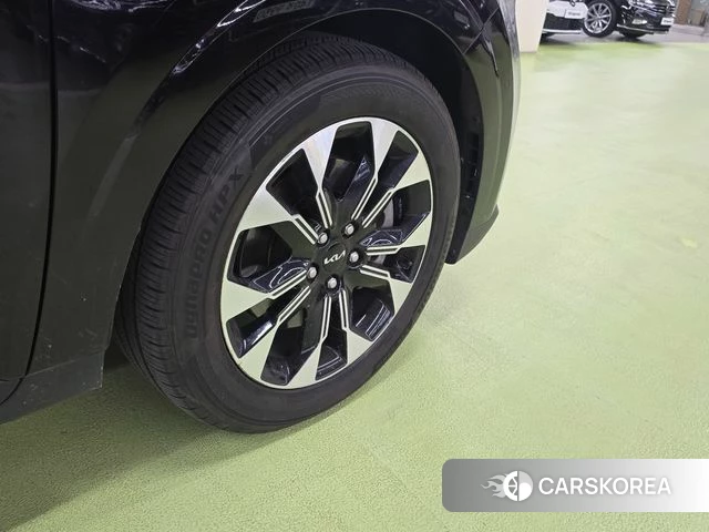 Kia Carnival 4th generation 2023 Черный из Кореи, фото 3